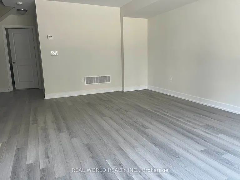 48 Credit Ln — Photo 3