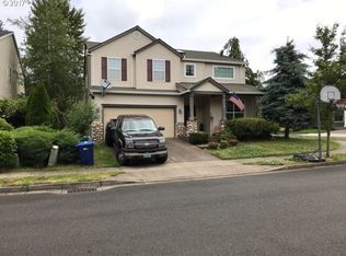 15643 SE Kensington Dr, Clackamas, OR