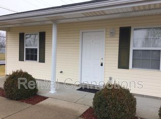 605 Old Creal Springs Rd #A, Marion, IL 62959