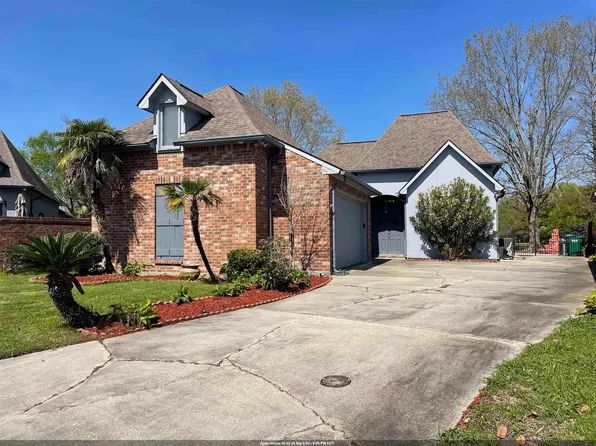 6460 Patio Ct, Gonzales, LA 70737
