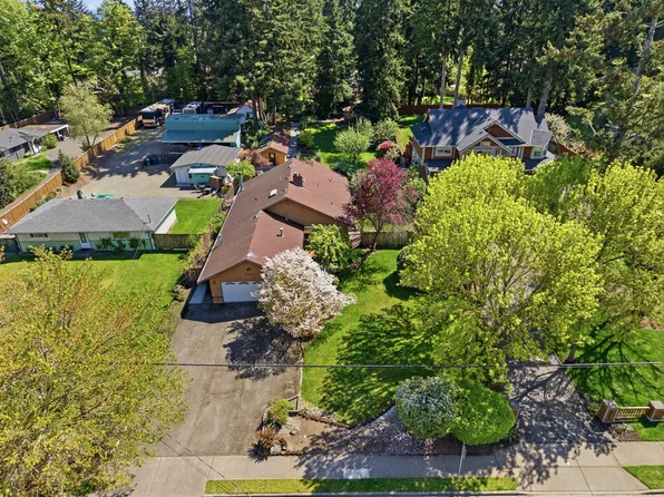 7032 132nd Ave NE, Kirkland, WA 98033