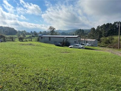 66 Emory Rd, Hillsville, VA, 24343