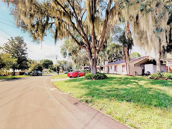 4th image of 245 Paradise Island Dr