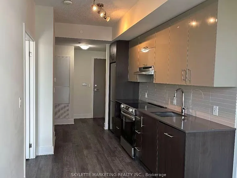 188 Fairview Mall Dr #1702 — Photo 3
