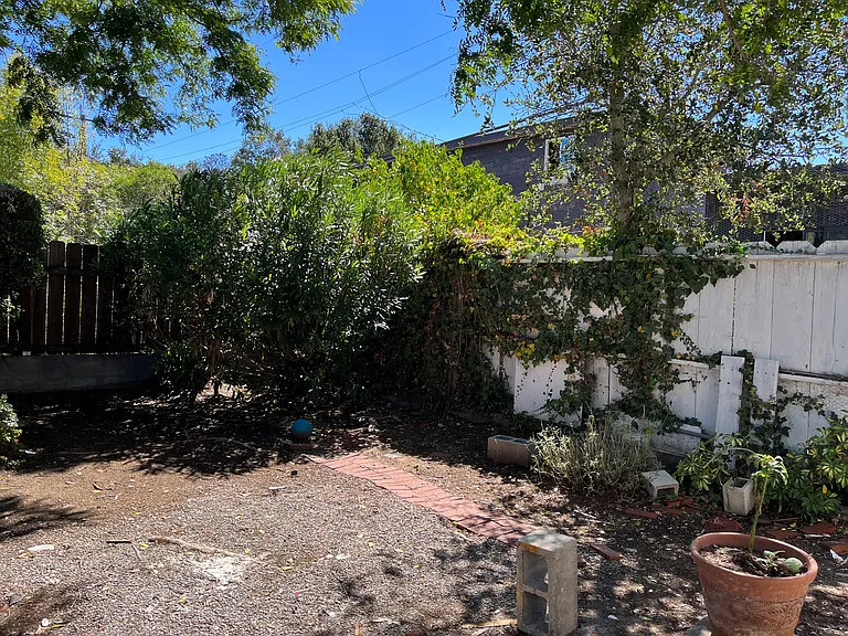 331 Cerro Romauldo Ave #A — Photo 9
