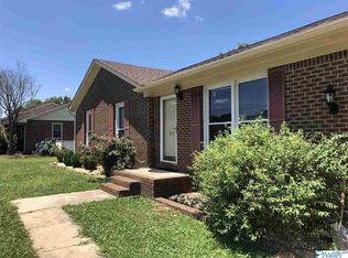 215 Monroe Rd, Meridianville, AL 35759