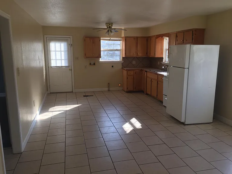 309 Cross St — Photo 3