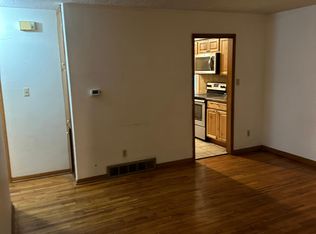 2614 Madison Ave, Des Moines, IA 50310