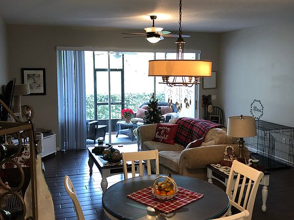 5th image of 1633 Florentino Ln