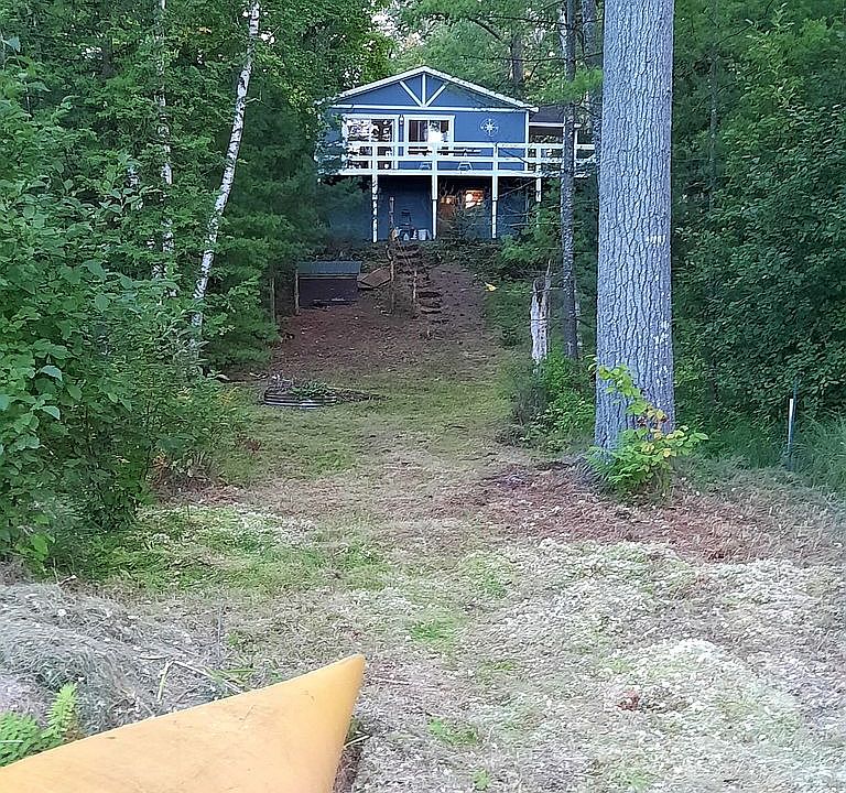 1st image of 3586 Francois St