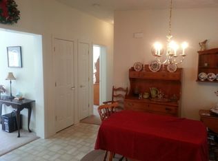 27 Indian Hill Rd, Uncasville, CT 06382