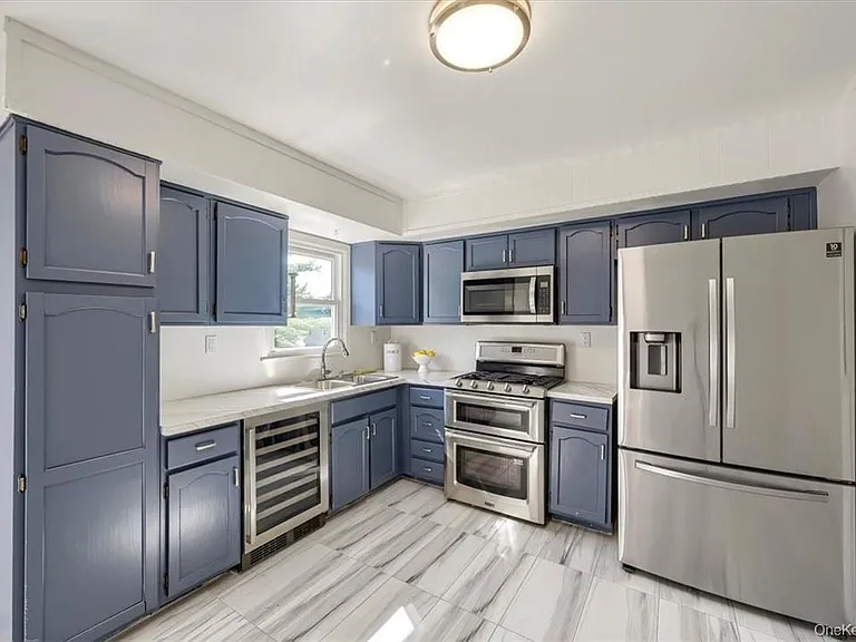 31 Gleason Dr — Photo 12