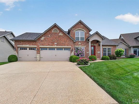4th image of 2218 Homefield Grove Dr