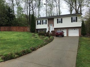 2953 Teton Dr, Newton, NC 28658