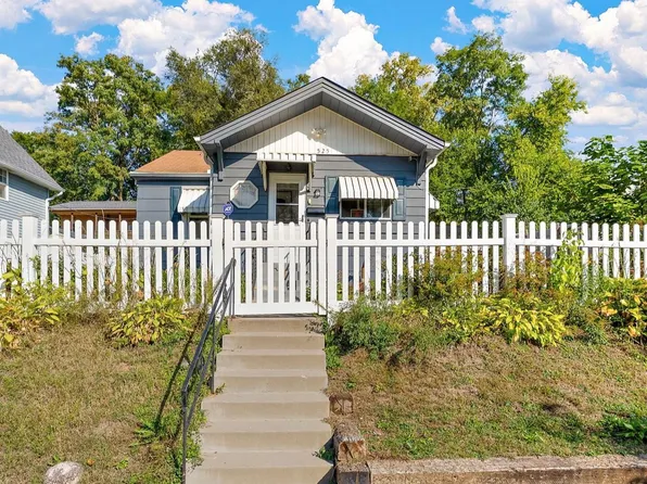 525 Lawson Ave E, Saint Paul, MN 55130