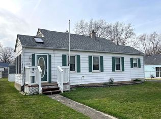 1719 Kelly Ave, Crest Hill, IL 60403