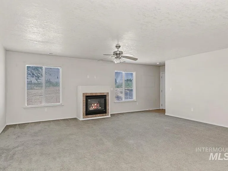 140 SW Quaker Dr — Photo 11