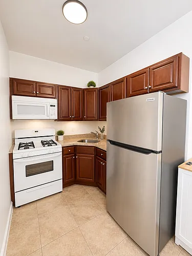 241 Edgegrove Ave #1 Photo 1