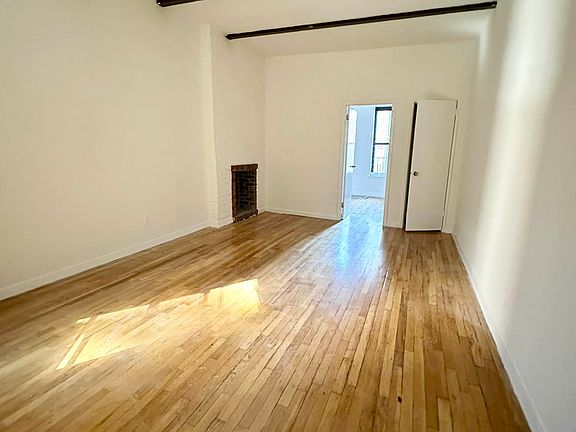 3rd image of 534 E 83rd St APT 2C