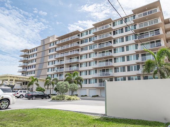 2nd image of 223 Island Way #5C