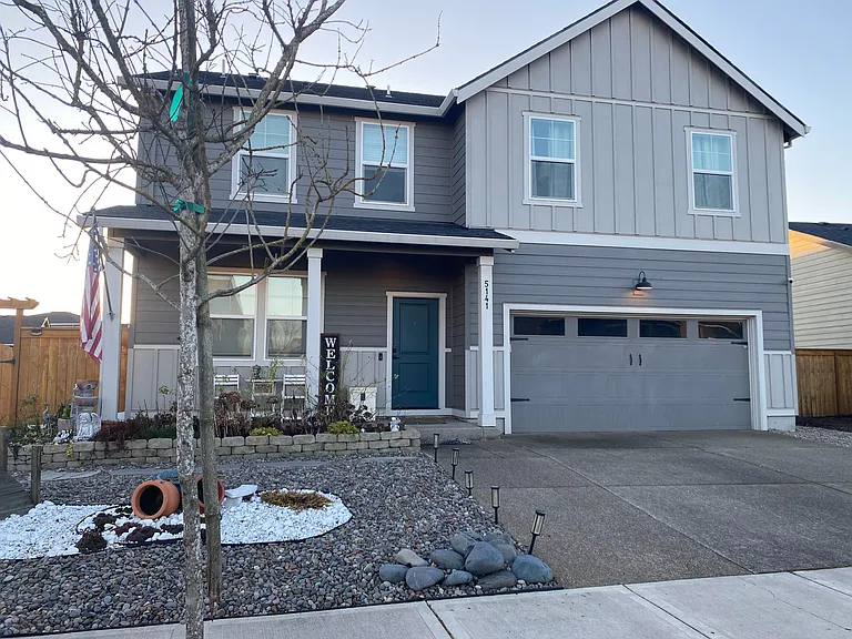 5141 49th Ave NE — Photo 2