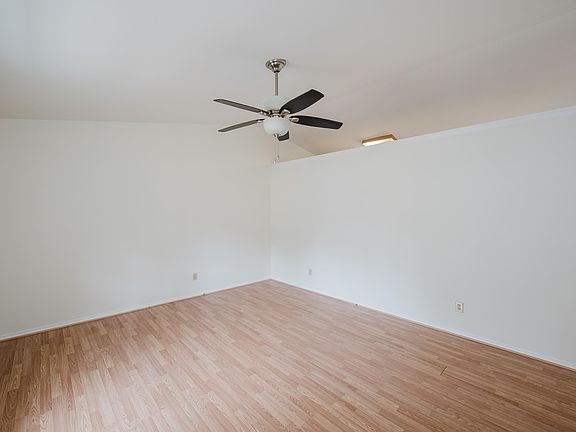 5th image of 2025 Phillips Cir