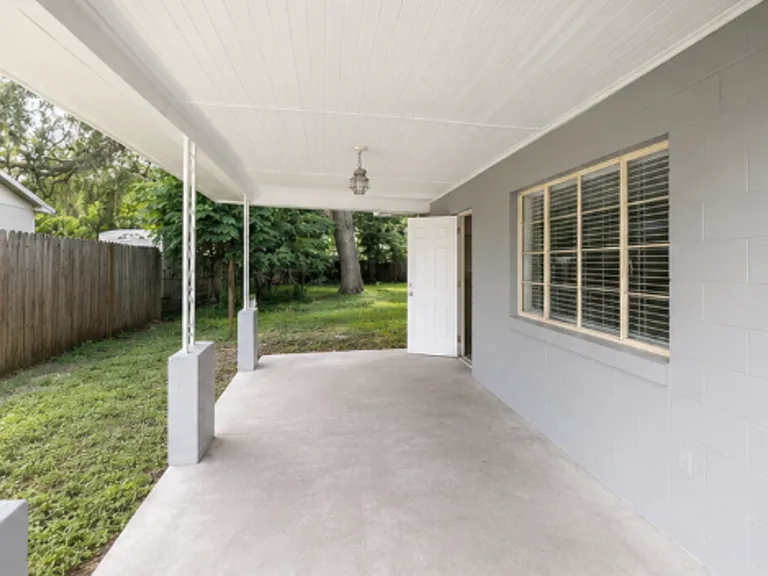 1318 Divot Ln — Photo 11