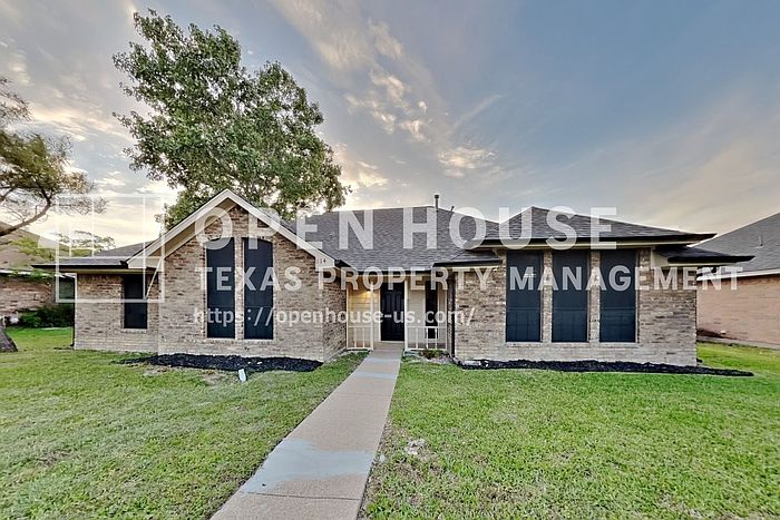 1st image of 114 Liberty Dr
