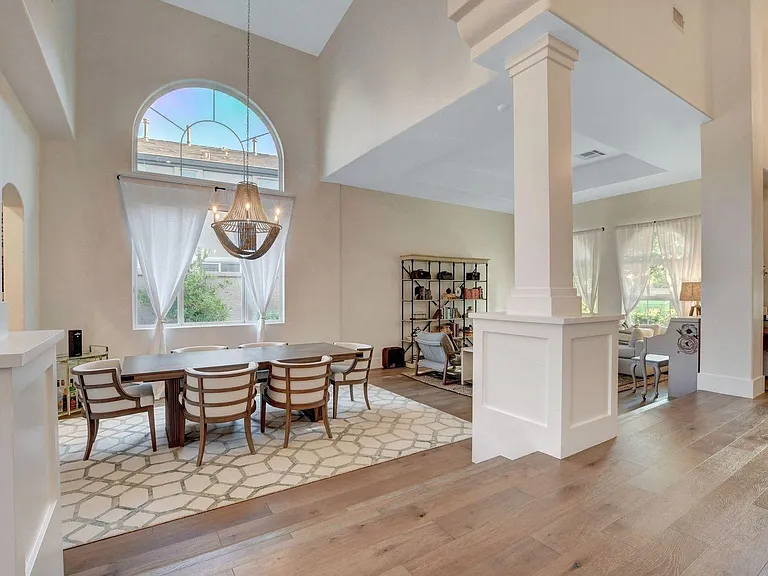 308 Round Stone Ct — Photo 13