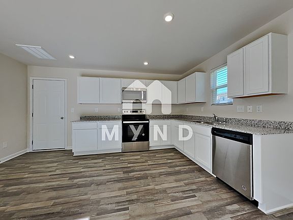 5th image of 2340 Cranberry Way