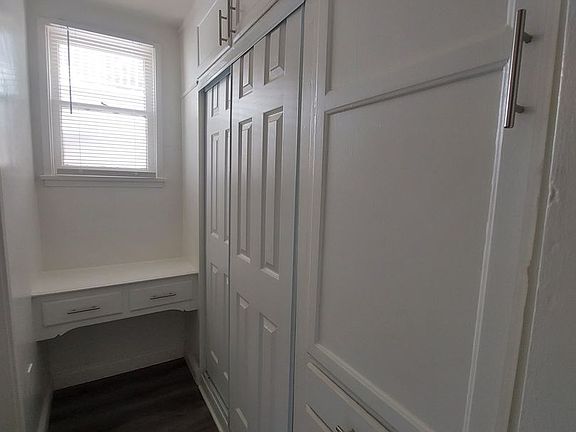 4th image of 4115 E 1st St #4125