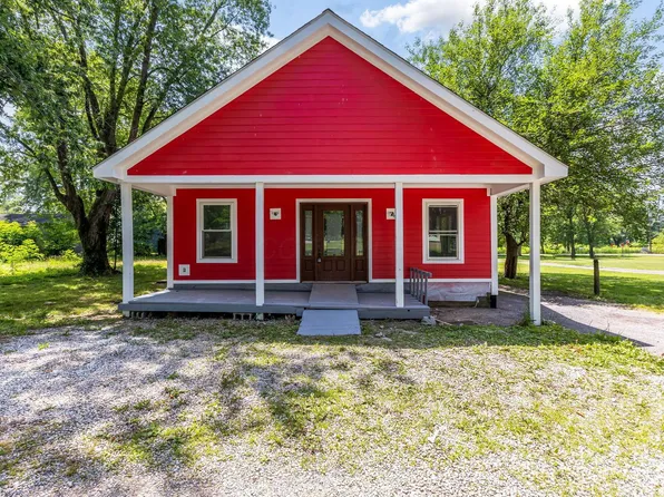 107 E 2nd Ave, Hebron, OH 43025