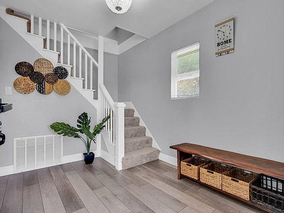 4th image of 2350 W Shell Ave