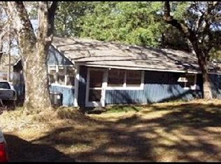 127 Depot Rd, Hawthorne, FL 32640