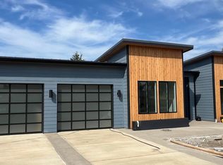 3383 Viewpoint Dr #9110, Medford, OR 97504