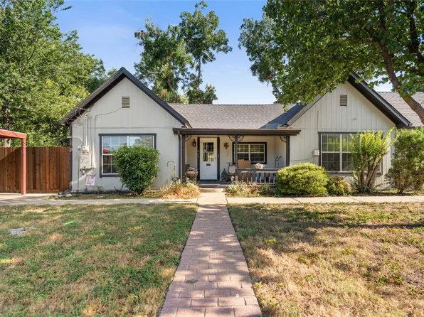 314 W 4th St, Weatherford, TX 76086