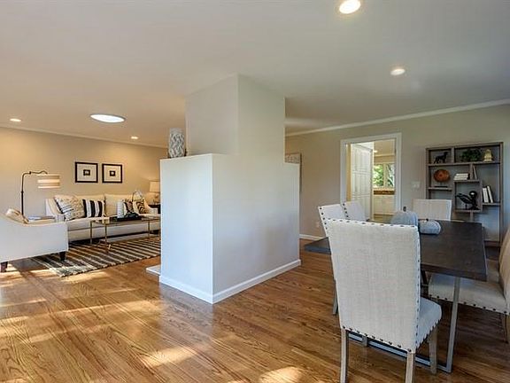 5th image of 295 E Creek Dr