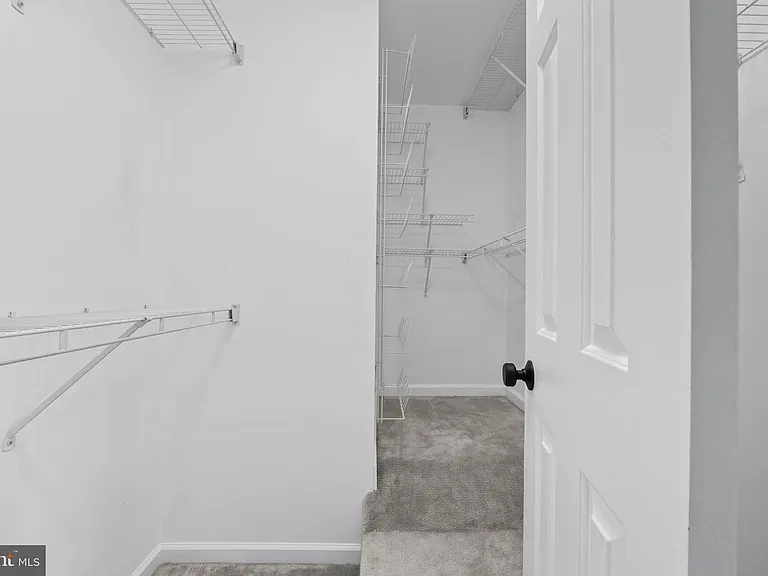 6804 Signature Cir — Photo 15