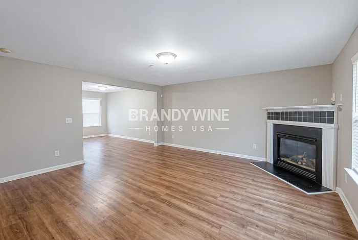 3 bed, 2.5 bath, 1380 sqft, $1,795 — Photo 4