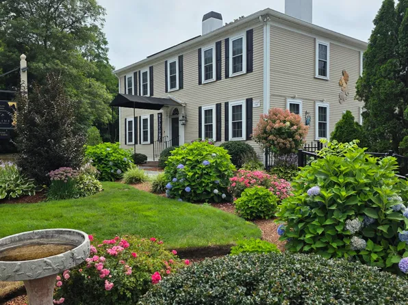 4631 Falmouth Road, Cotuit, MA 02635