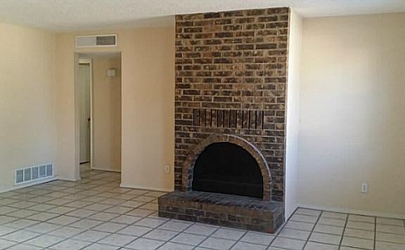 4th image of 1609 Gene Torres Dr