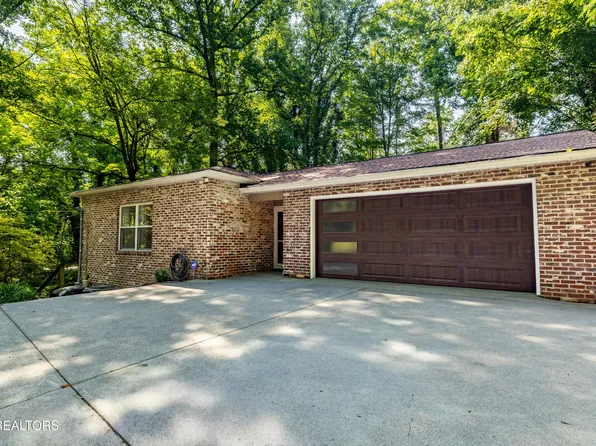 2513 Lakemoor Dr, Knoxville, TN 37920