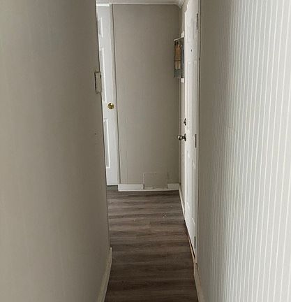 5th image of 504 Macon Embro Rd