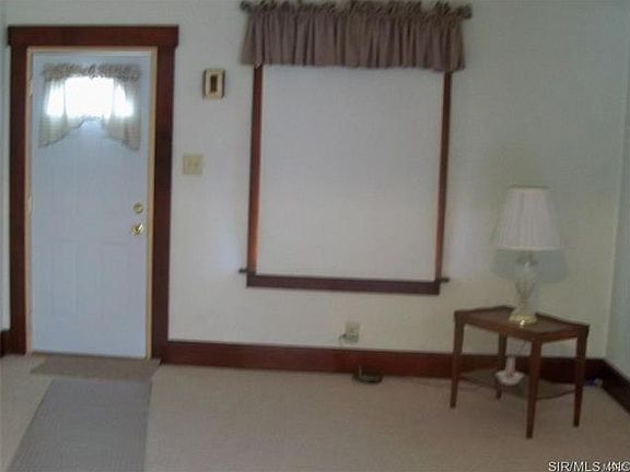 2nd image of 2133 Lynch Ave