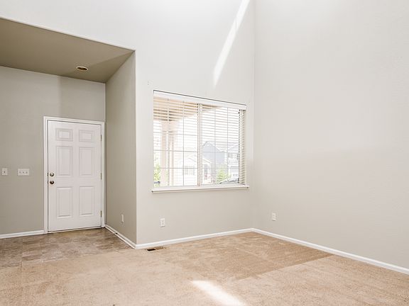 2nd image of 7255 Edgebrook Dr
