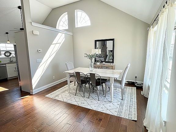 4th image of 310 Eagles Landing Dr