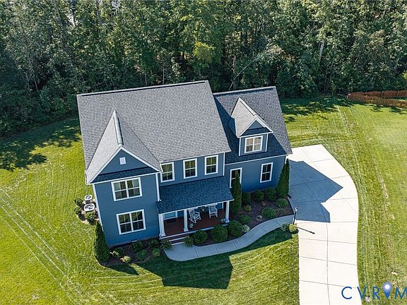 2nd image of 9518 Deering Ct