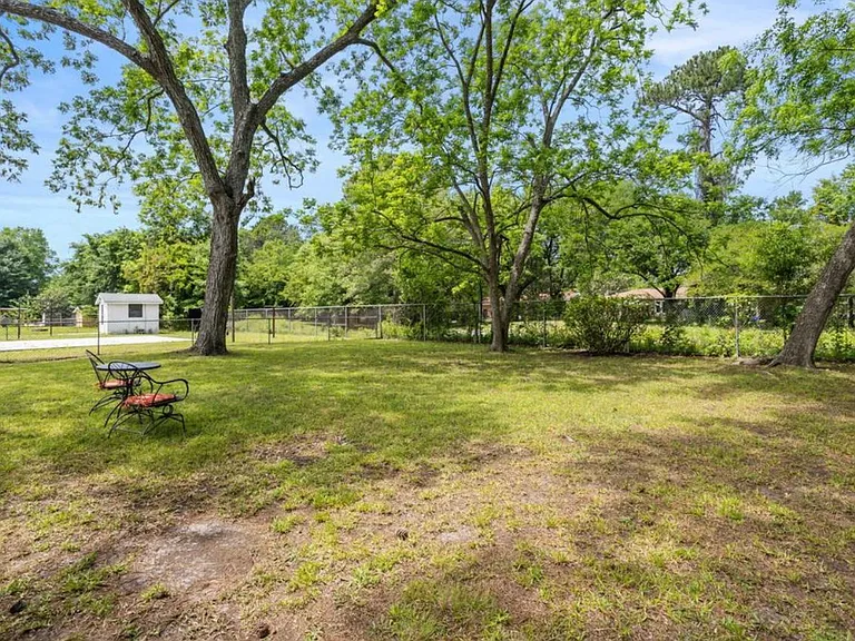 1432 N Sherwood Dr — Photo 19