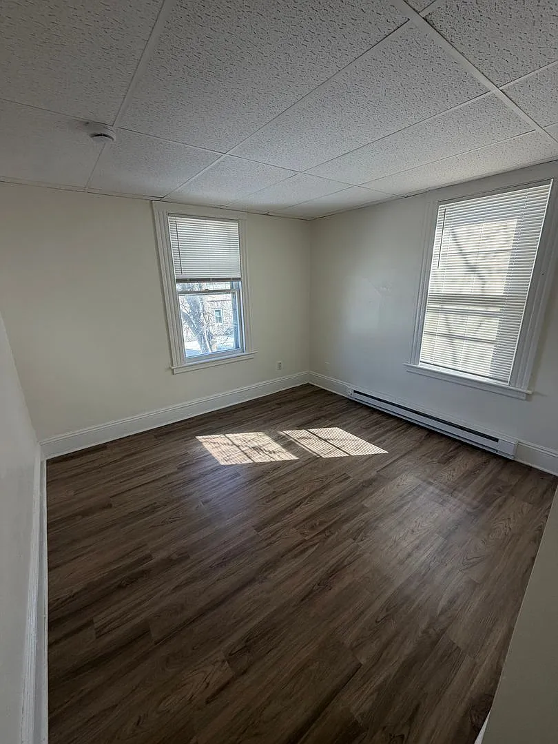 49-51 Washington Ave, Torrington — Photo 4