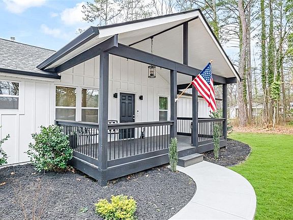 3rd image of 5601 Due West Rd